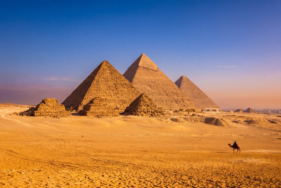 Giza Piramitleri: Keops, Kefren ve kraliçe piramitleri