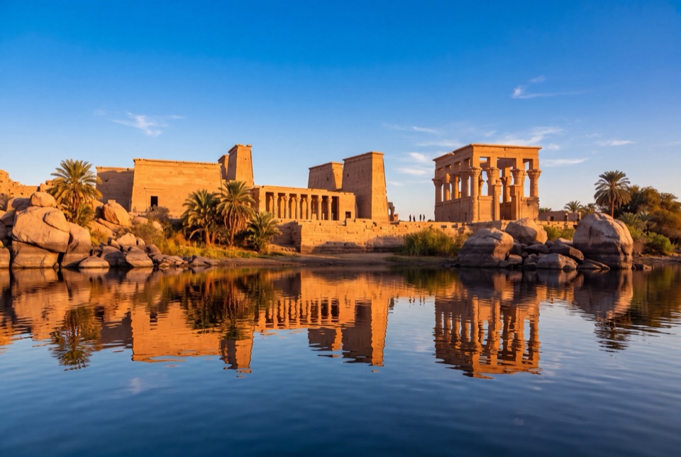 Asvan'da Philae Tapınağı, tekneden gün batımı